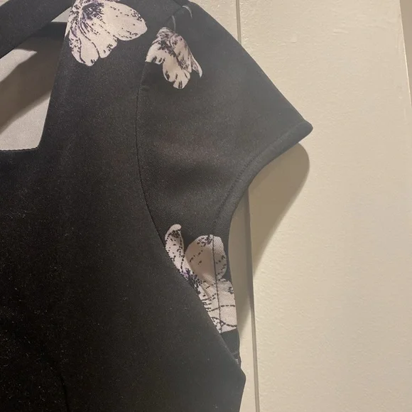 Ricki’s blouse. Size Lg - Picture 3 of 6